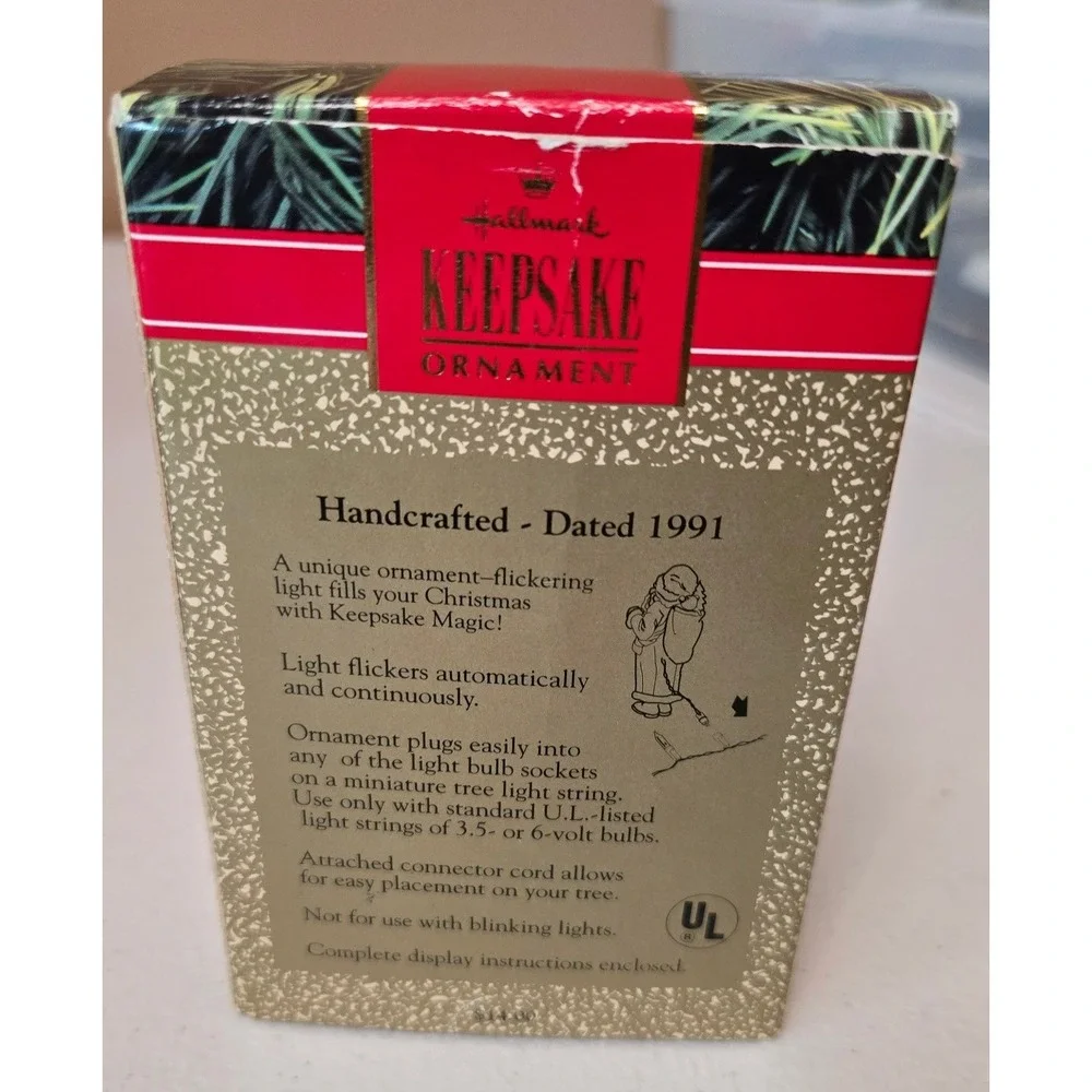 Hallmark 1991 Father Christmas Magic Flickering Light Keepsake Ornament‎